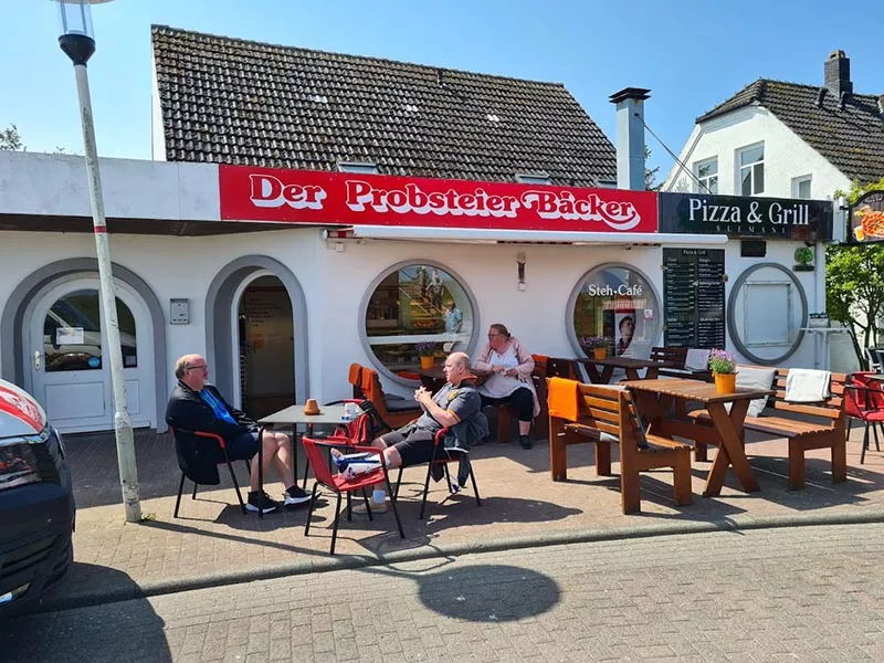 probsteier-baecker-kalifornien-frische-broetchen-ostseeurlaub